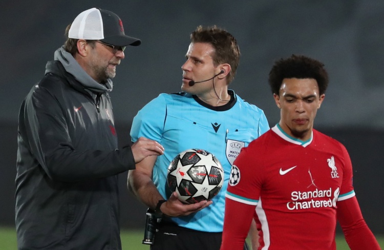 湖人112-124不敌国王球员评价：东契奇满分，2人及格，6人低迷