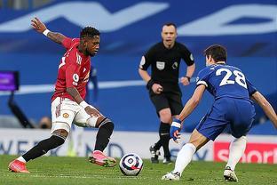 [图]杜兰特25+8东契奇25+7 火箭客场大胜湖人