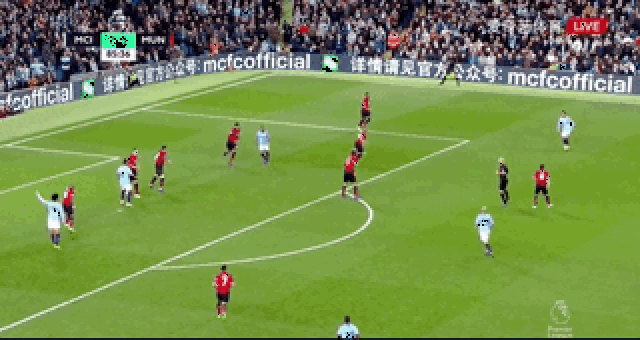 89岁天际老奶奶现身B社《上古5》官方X 报平安庆圣诞