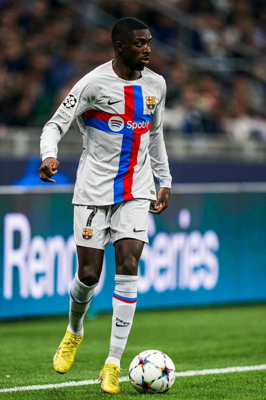 舞台布满神秘符号，蔡依林演唱会被批暗黑过头，这次越界了吗