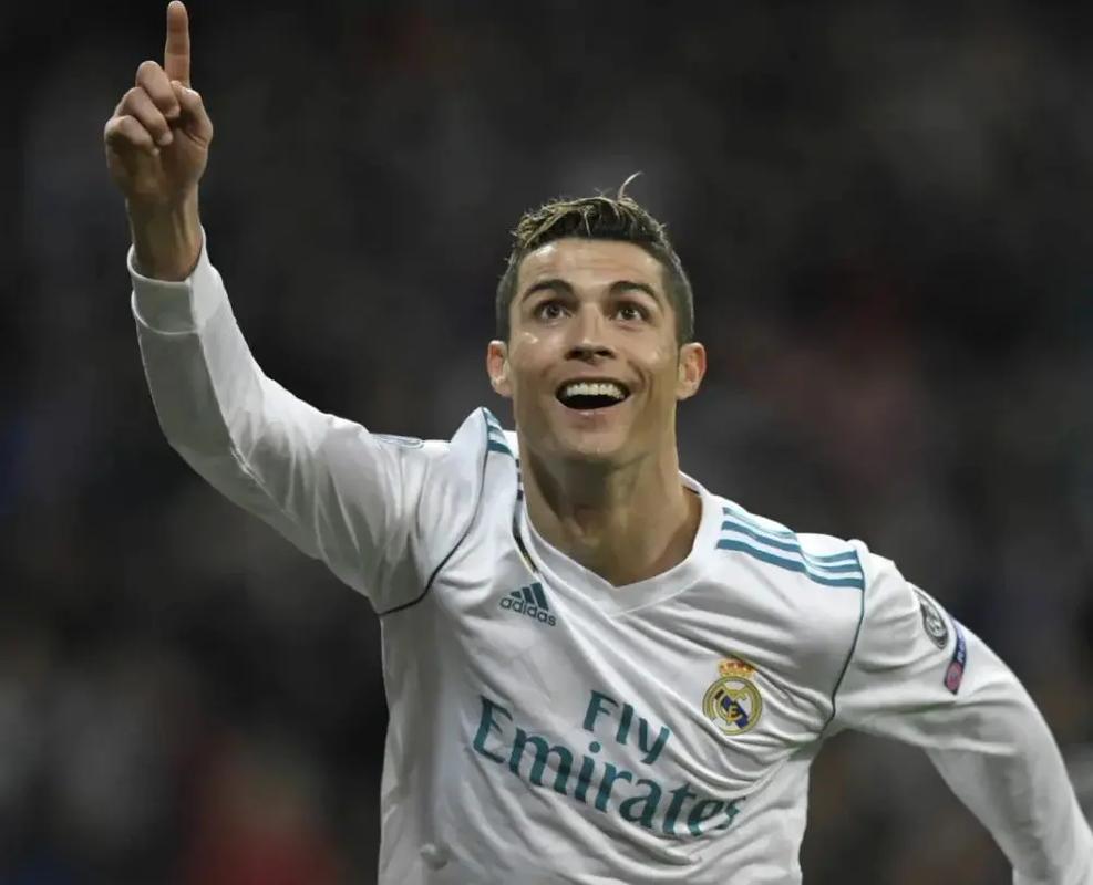 特里拍卖梅西06年球衣，收益将给予特里基金会