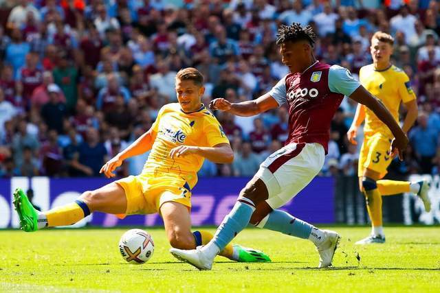 NBA经典球星数据对比 历史地位理性分析