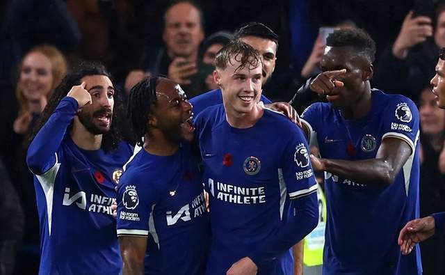 场均21+3！顶级3D！3换1！湖人出手吧，别犹豫了！